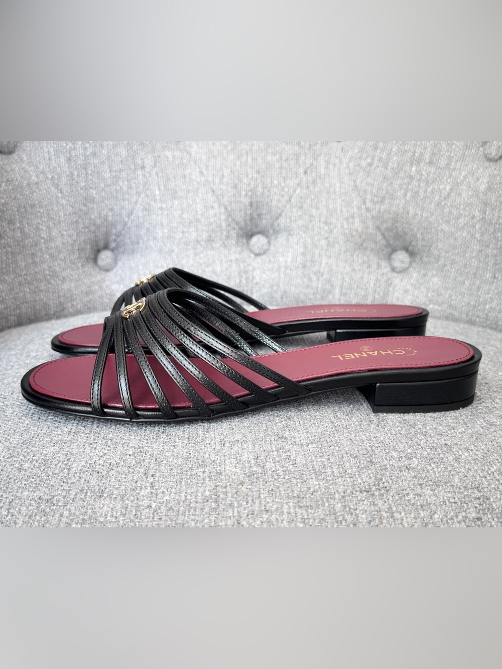NEW CHANEL BLAZY Black strappy Leather GOLD CC FLIP FLOP Slides Flat Sandals 37C - Picture 14 of 15